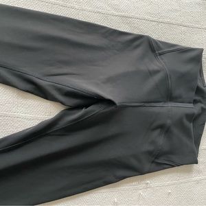 InStill High-Rise Leggings 25”